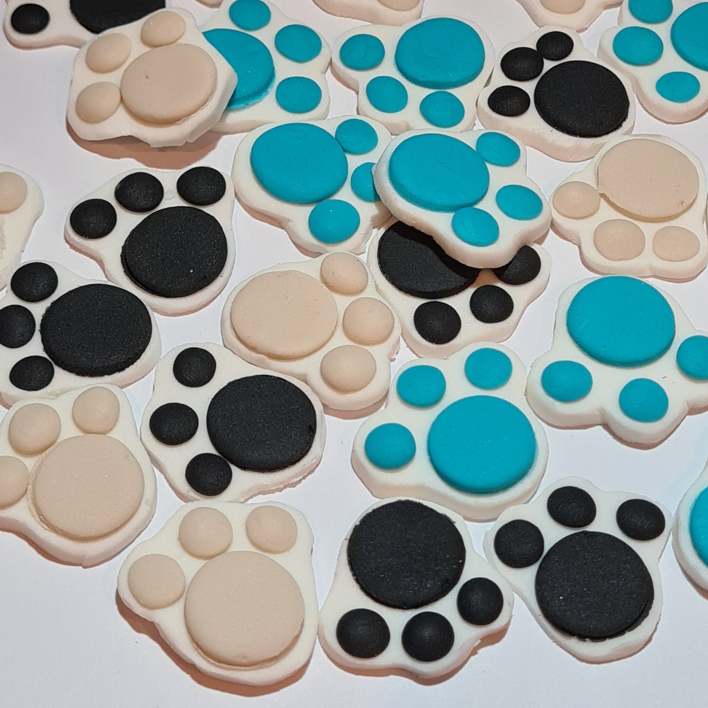 30 animal paw prints edible cake cupcake decoration handmade to order